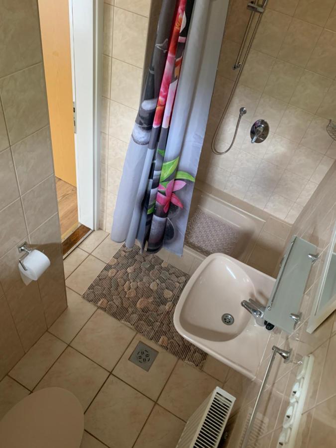 Zsuzsa Apartman Hajdúszoboszló Exteriör bild