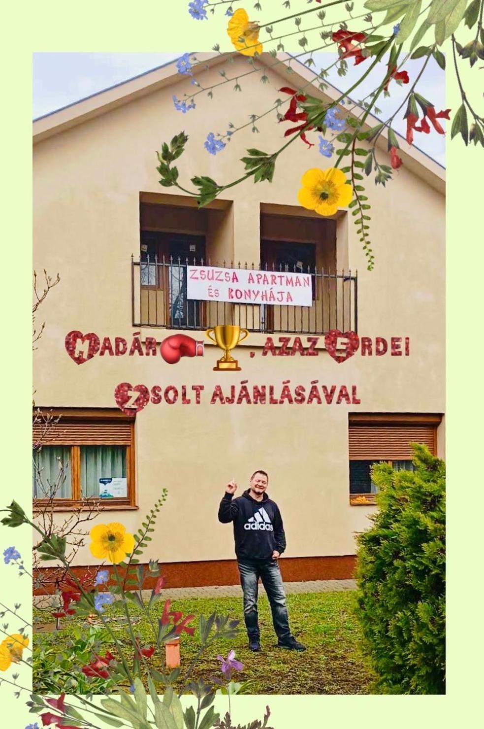 Zsuzsa Apartman Hajdúszoboszló Exteriör bild